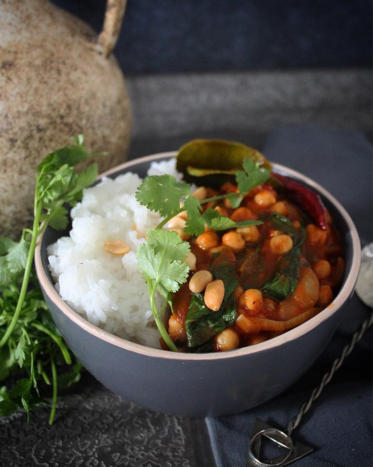 tomaten curry